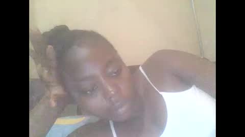 Snapshot of hornygal001 chatting on 09.23.25 hornygal001 online show from 09.23.25