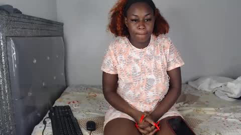 Snapshot of hornygal256 chatting on 11.01.25 hornygal256 online show from 11.01.25