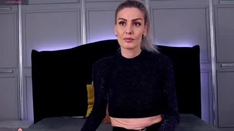 Snapshot of hornygirllx chatting on 01.06.25 AshlineKatte online show from 01.06.25