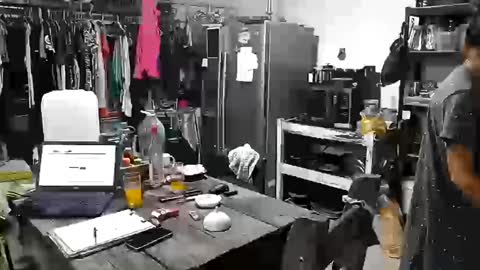 Snapshot of hornyhippies0080 chatting on 10.21.25 Nix D online show from 10.21.25