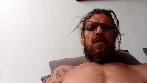 Snapshot of hornyhippies0080 chatting on 11.02.25 Nix D online show from 11.02.25