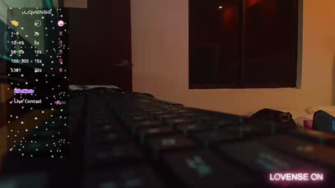 Snapshot of hornyhousekeeper_ chatting on 12.03.24 Valentina online show from 12.03.24