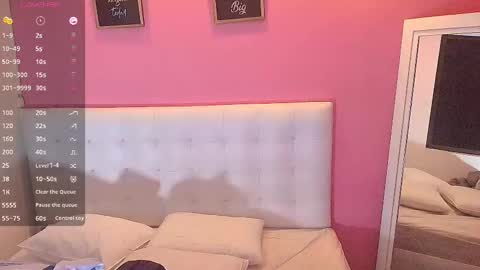 Snapshot of hornyhousekeeper_ chatting on 02.23.25 Valentina online show from 02.23.25