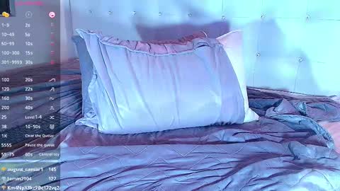Snapshot of hornyhousekeeper_ chatting on 02.25.25 Valentina online show from 02.25.25