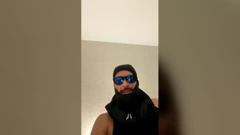 hornylightskin1999 online show from 06.01.26