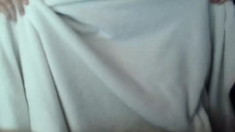 Snapshot of hornylilfuckbuddy chatting on 09.30.25 Flea online show from 09.30.25