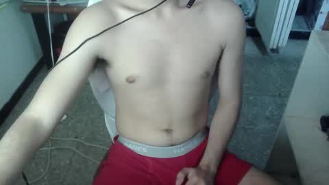 Snapshot of hornylilfuckbuddy chatting on 10.11.25 Flea online show from 10.11.25