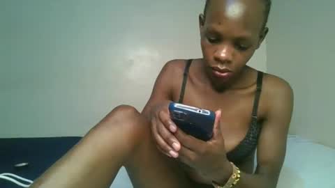 Snapshot of hornylittleprinces chatting on 10.23.25 Princes online show from 10.23.25