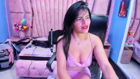 Snapshot of hornyskinny26 chatting on 03.01.26 hornyskinny26 online show from 03.01.26