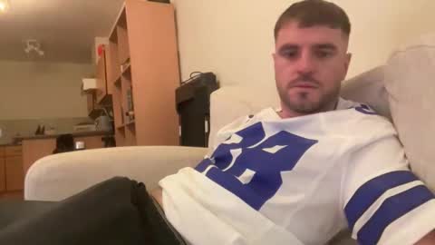 Snapshot of hornytom27 chatting on 10.18.25 Horny247 online show from 10.18.25