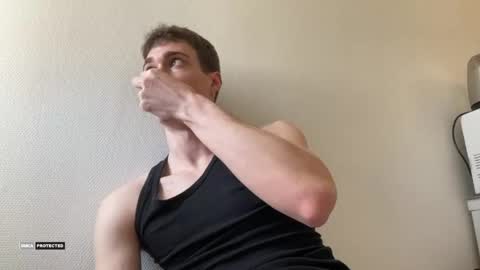 Snapshot of hornytwunk01 chatting on 04.14.26 hornytwunk01 online show from 04.14.26