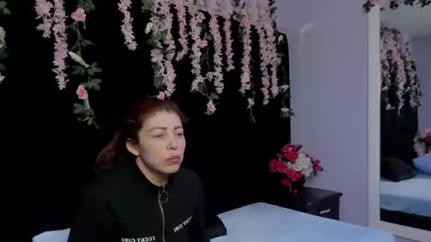 hornyy mom online show from 09.29.25