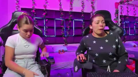 hornyy mom online show from 10.10.25