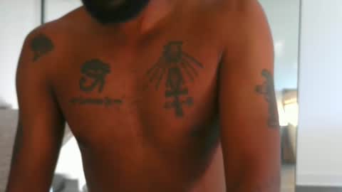 Snapshot of horus00 chatting on 12.12.24 Horus00 online show from 12.12.24