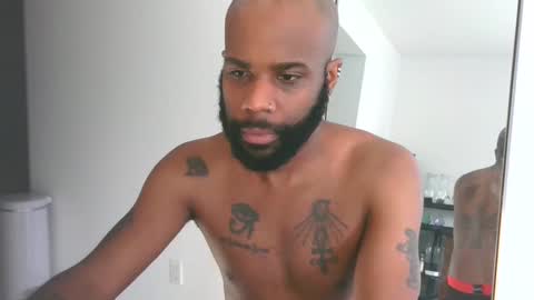 Snapshot of horus00 chatting on 01.21.25 Horus00 online show from 01.21.25