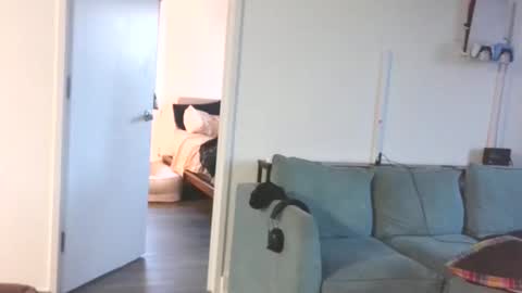 Snapshot of horus00 chatting on 10.14.25 Horus00 online show from 10.14.25