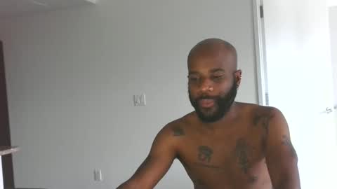 Snapshot of horus00 chatting on 10.20.25 Horus00 online show from 10.20.25