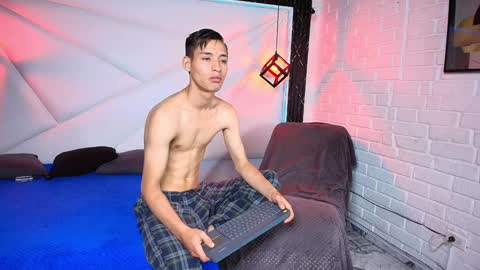 Snapshot of horus_at chatting on 02.02.25 horus_at online show from 02.02.25