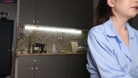 hosina_sayeri online show from 10.14.25