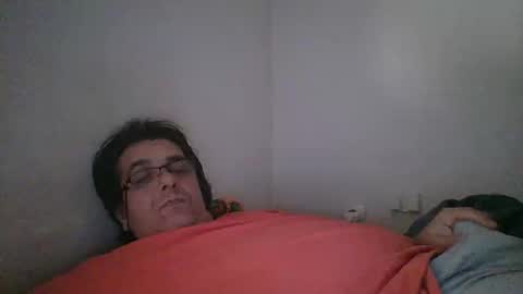 Snapshot of hot1nude1swinger chatting on 10.06.25 hot1nude1swinger online show from 10.06.25