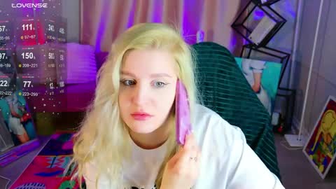Veronica Vi online show from 05.15.26