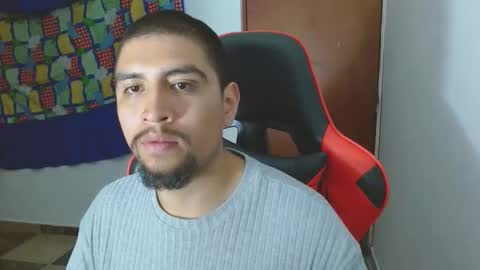 Snapshot of hot__husbands chatting on 11.07.25 hot__husbands online show from 11.07.25