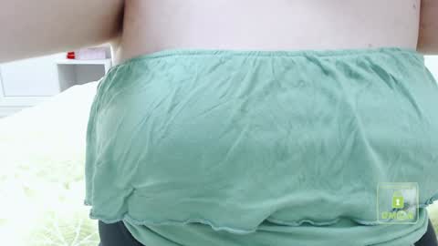 Snapshot of hot_and_pretty chatting on 12.11.24 Lila online show from 12.11.24