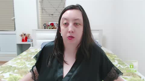 Snapshot of hot_and_pretty chatting on 01.18.25 Lila online show from 01.18.25