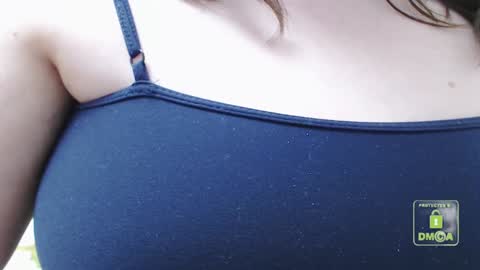 Snapshot of hot_and_pretty chatting on 01.24.25 Lila online show from 01.24.25