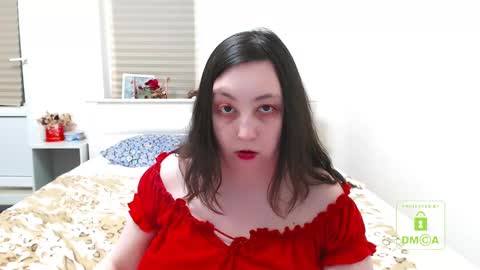 Snapshot of hot_and_pretty chatting on 02.19.25 Lila online show from 02.19.25