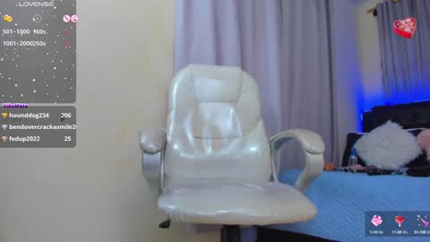 VALENTINA online show from 01.12.25