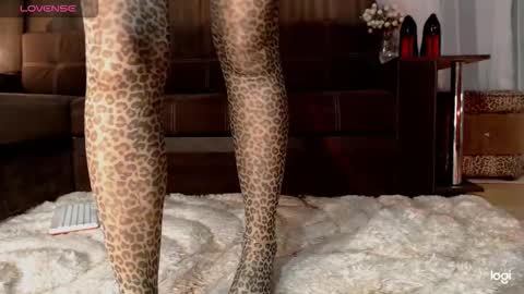 Snapshot of hot_best_lovers_ chatting on 02.21.26 Liza online show from 02.21.26