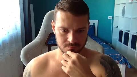 hot_cap_77 online show from 10.17.25