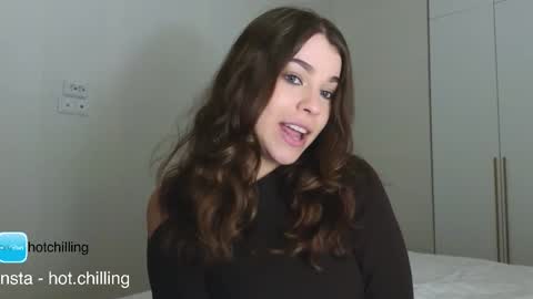 LiluCaroline online show from 01.12.26