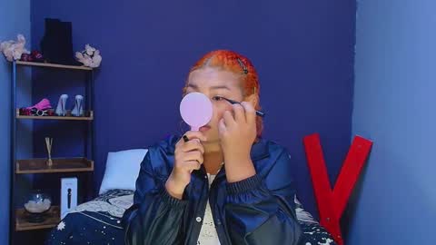 hot chocolate 4u online show from 02.22.25