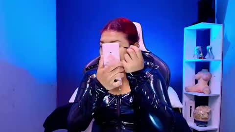 hot chocolate 4u online show from 09.22.25