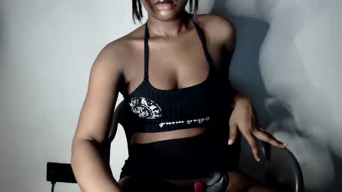 sonia  mis choco online show from 10.27.25