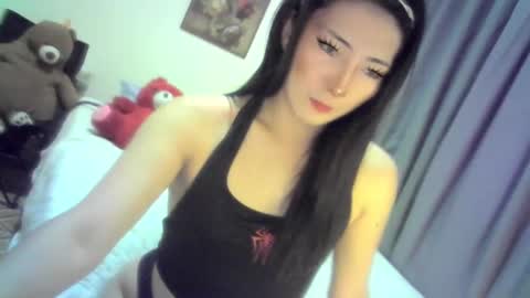 its me CLAUDIA online show from 01.10.25