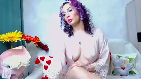 Snapshot of hot_darina chatting on 07.19.26 Darina online show from 07.19.26