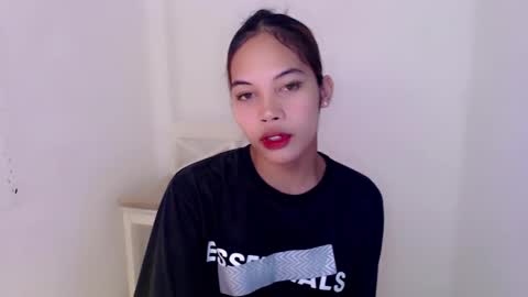 Snapshot of hot_falling_devilxx chatting on 12.18.24    online show from 12.18.24