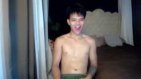 hot_fucker_ online show from 10.22.25