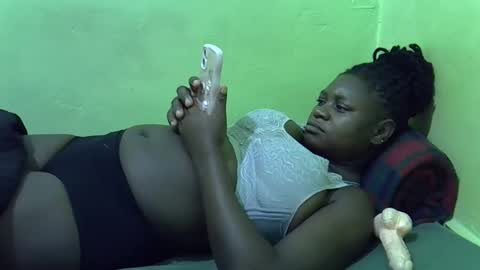 hot_girlly online show from 12.20.25