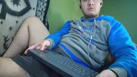 hot_guy36 online show from 12.19.25