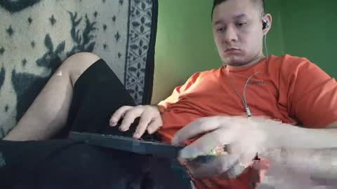 hot_guy36 online show from 05.11.26