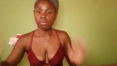 hot_latifah online show from 11.04.25