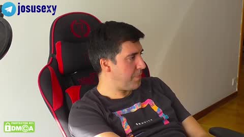 Snapshot of hot_liki chatting on 12.16.24 Hot Li ki online show from 12.16.24