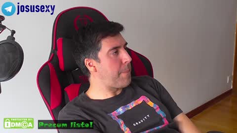 Snapshot of hot_liki chatting on 12.18.24 Hot Li ki online show from 12.18.24