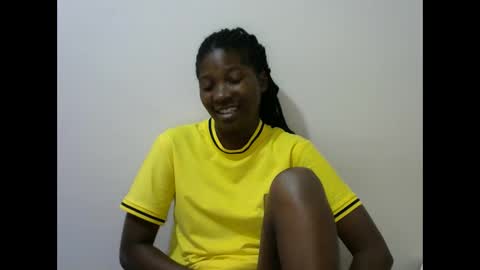 Snapshot of hot_lonnah chatting on 01.24.25 LONNAH online show from 01.24.25