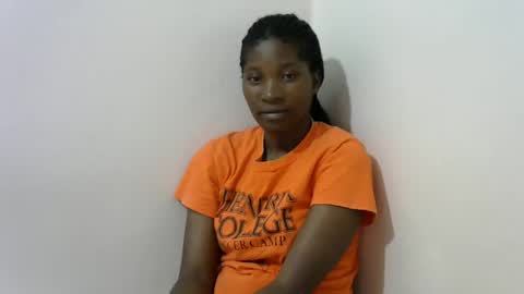 Snapshot of hot_lonnah chatting on 01.30.25 LONNAH online show from 01.30.25