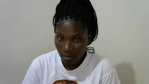 Snapshot of hot_lonnah chatting on 02.03.25 LONNAH online show from 02.03.25